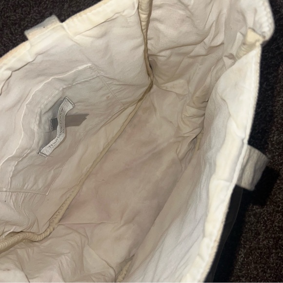 Thursday Friday Everyday Tote - Picture 4 of 6